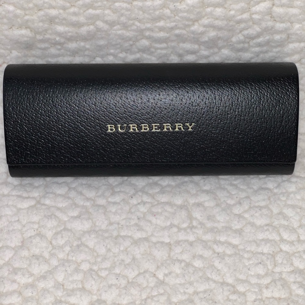 Men’s Burberry sunglasses - Picture 5 of 5